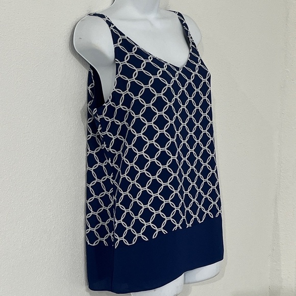 Chico’s Top Size 1 - Picture 2 of 10